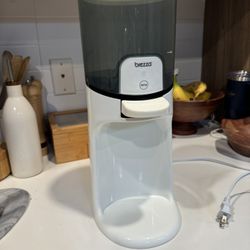Baby Brezza Instant Baby Bottle Warmer