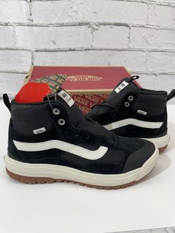 New in box Vans Ultra Range Eco Hi tops hiking Shoes . Men’s size 8  Women’s size 9 1/2 