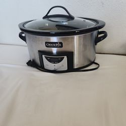 Crockpot  / Slow Cooker 6 quarts 