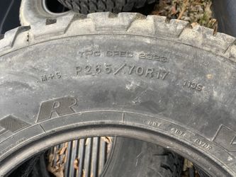 Wrangler AT Good Year 265/70/17