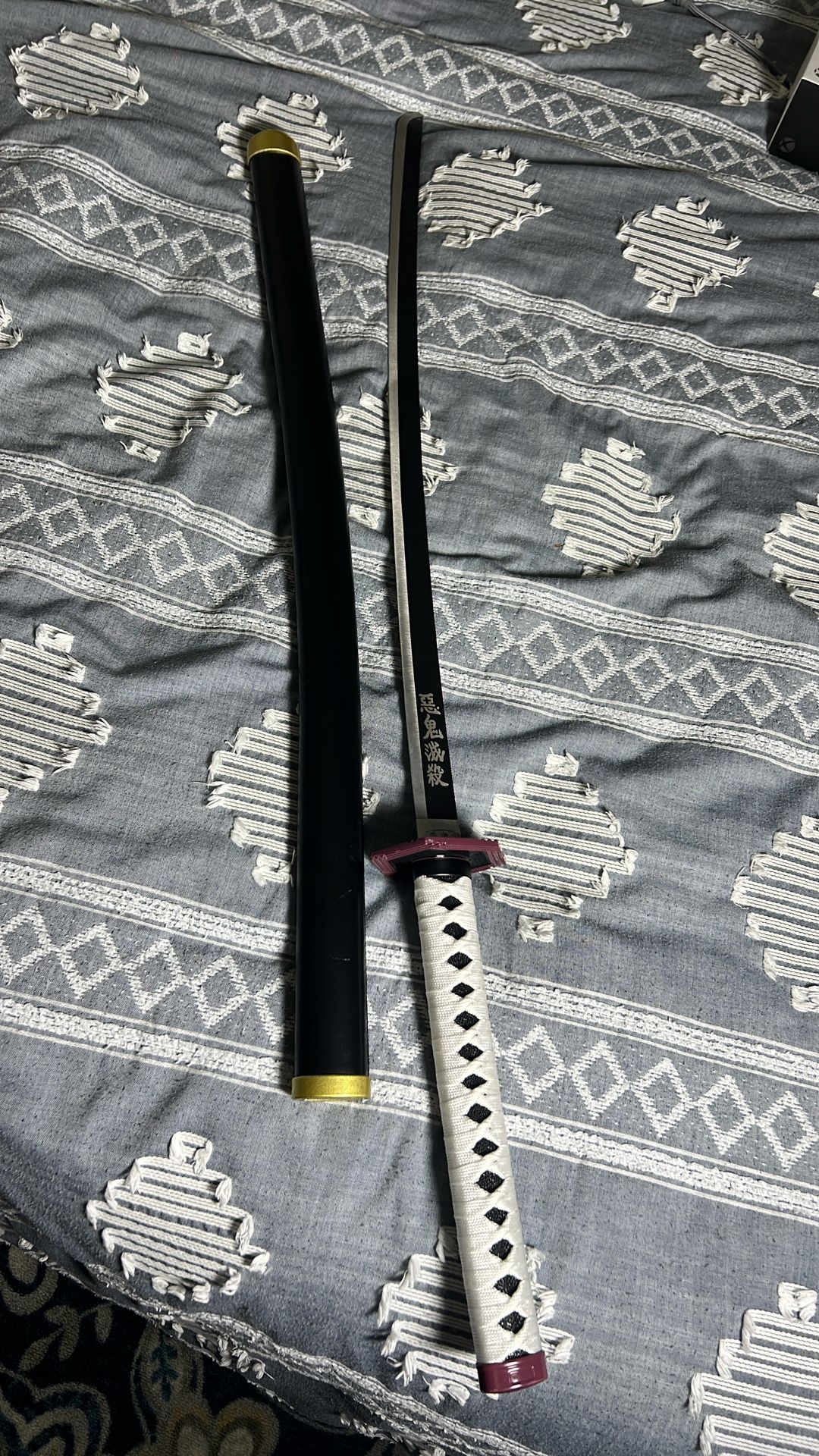 Demon Slayer Water Hashira Sword (Dull)