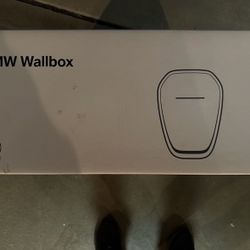 ***BRAND NEW*** BMW Wallbox Charger 