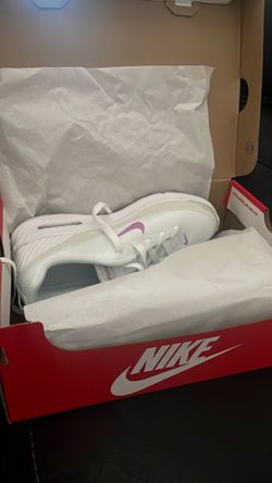 Title: Nike Air Max Bia (GS) - White / Magenta - Size 5.5Y (Brand New)