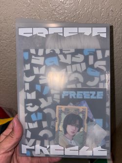 FREEZE K-Pop Album with Photocard