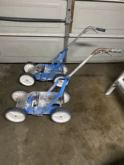 Carro De Pintura Para Pintar Las Líneas En Las Canchas