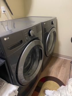 LG ELECTRIC WASHER/DRYER
