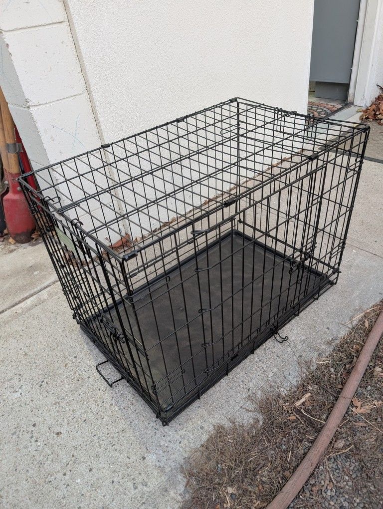 Small To Medium Dog Crate