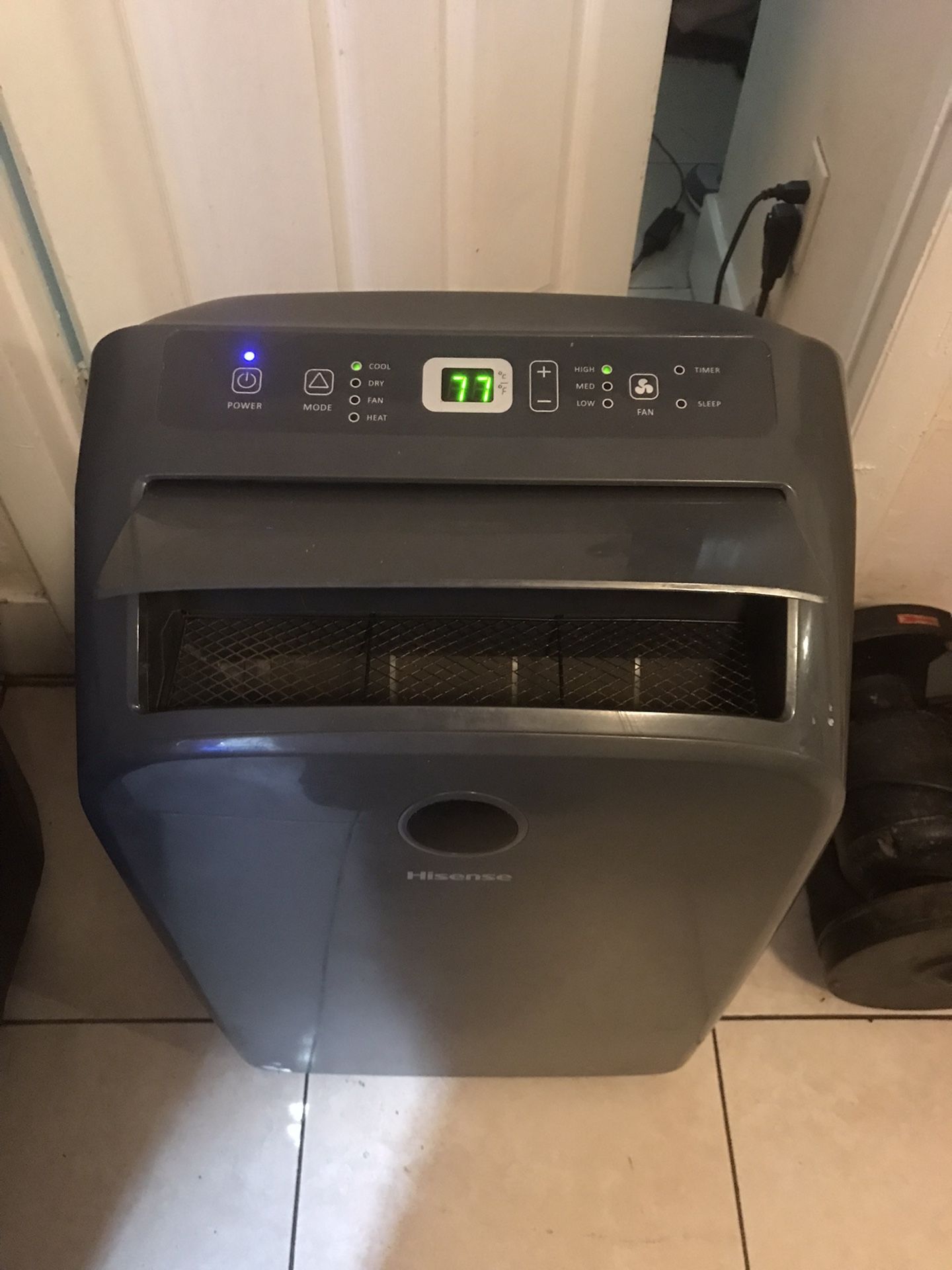 Hisense Portable Air Conditioner Model: AP1319HR1G