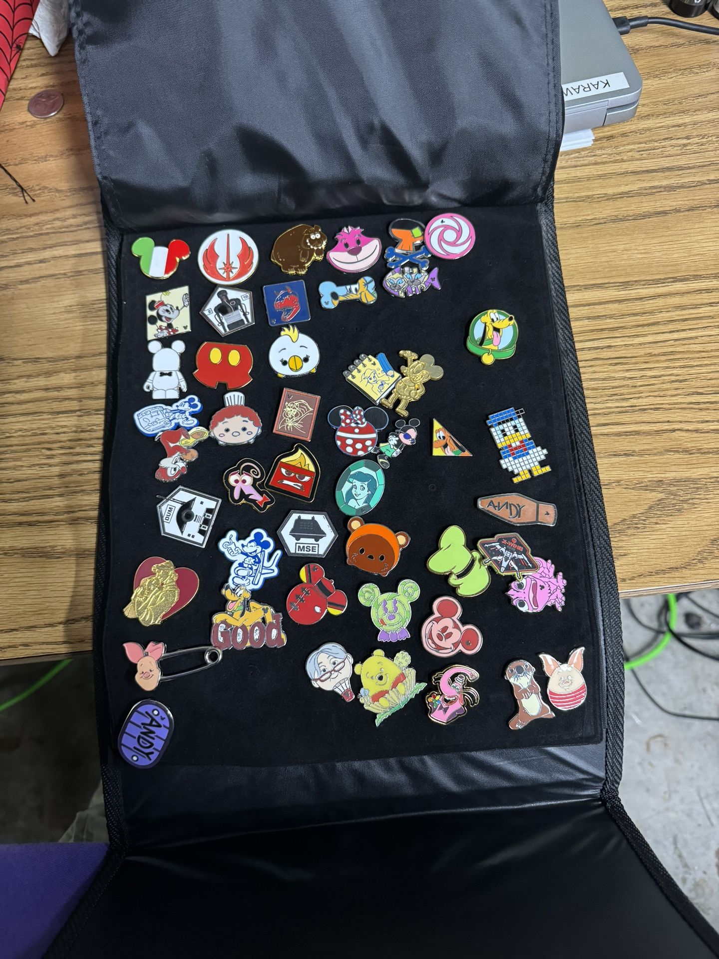Disney Pins 