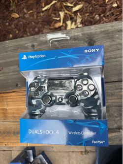 SONY PLAYSTATION DUALSHOCK 4 WIRELESS CONTROLLER – BLUE CAMOUFLAGE