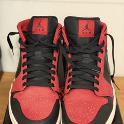 Air Jordan 1 Bred 2013 554724-005 Size 11.5 Men’s