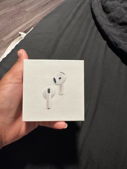 AirPods 4