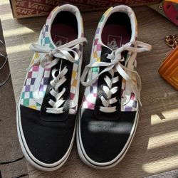 Vans 
