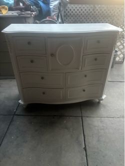 White small dresser very cute