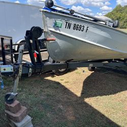 John Boat W Johnson Motor 