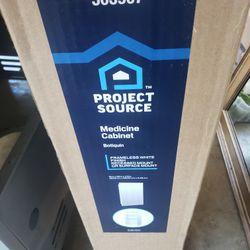 Mirror  Medicine Cabinet, For Wall, Brand New No Issues, Like New