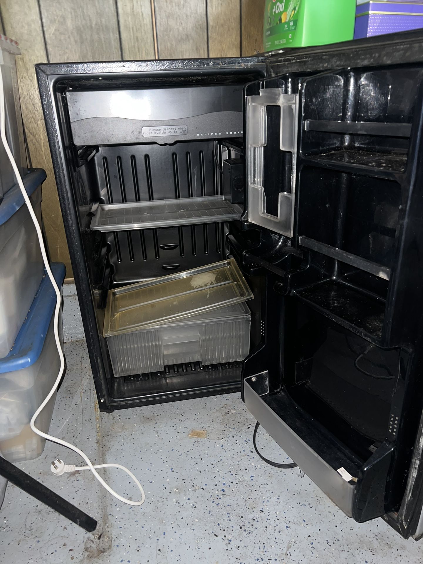 Mini Fridge Sanyo