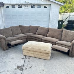 FREE DELIVERY 🚚  Lazy boy, gray, Couch, sofa sectional recliner,  ottoman