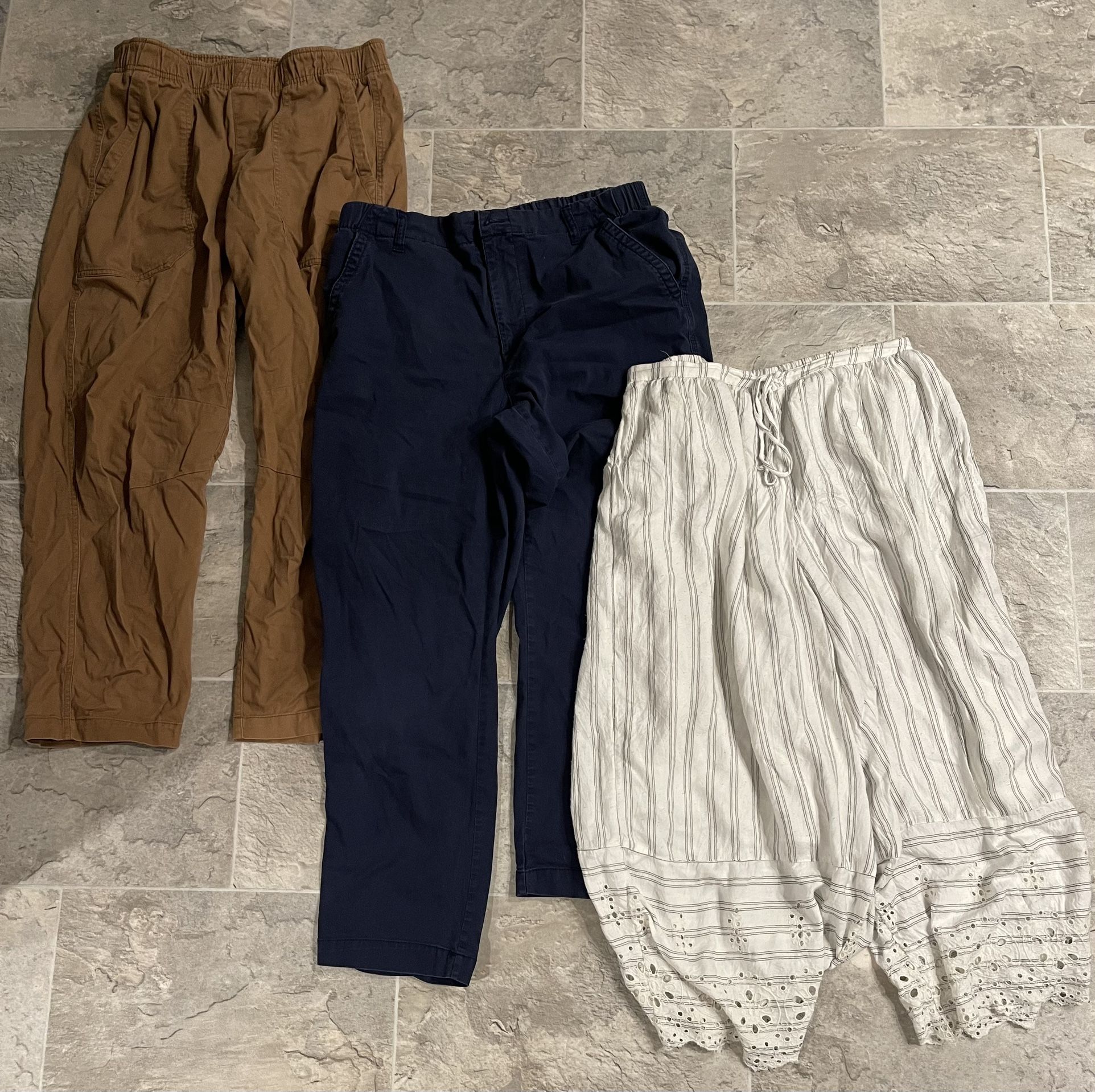 Women’s Pants/shirts/overalls