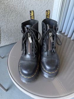 Dr. Martens Sinclair Zip Platform