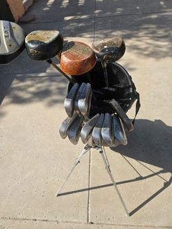 Vintage Golf Clubs w/bag