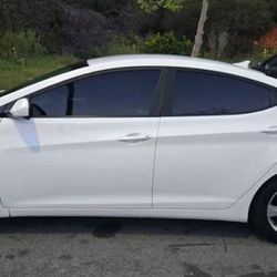 2013 Hyundai Elantra - only 94K miles - CLEAN TITLE, SMOG PASSED 