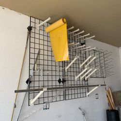 WHITE 12" HANGRAIL BRACKET FOR ROUND TUBING