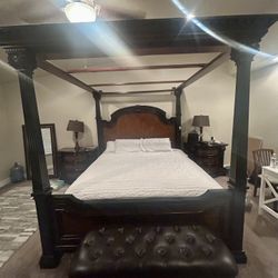 7-Piece California King Fairmont Designs Grand Estates Canopy Bedroom Set