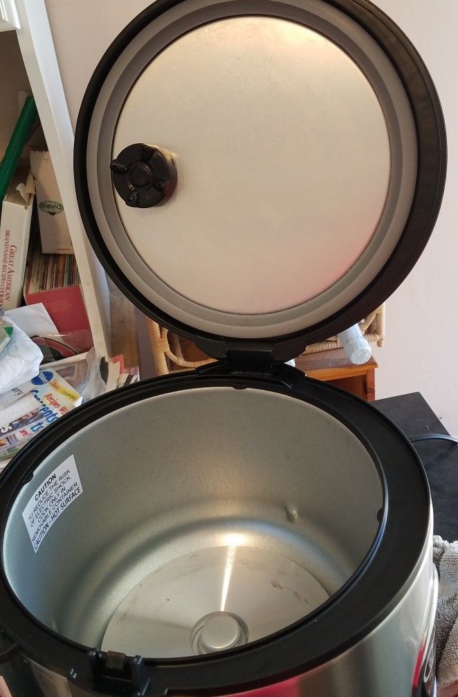 Aroma Rice /Steamer/Slow Cooker Model ARC150SB for Sale in Hoquiam, WA OfferUp