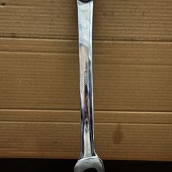 Snap-on Tools 1-1/4" 12-Point SAE Flank Drive® Combination Wrench