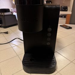 Keurig single serve k-cup pod coffee maker