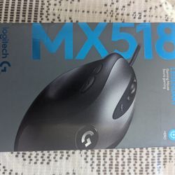 Logitech MX518 Wired Gaming Mouse - New and Sealed 