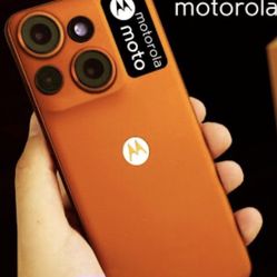  2025 256GB (Unlocked) - PANTONE Deep Forest