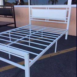 $199 Twin Metal Bed Frame Deluxe ❤️❤️