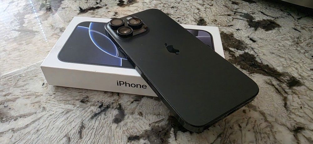 Iphone 16 Pro Max 256g At&t Titanium Black