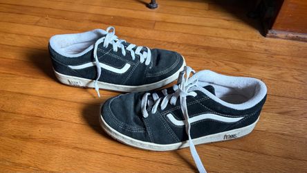 Vans Fairlane Skate Shoes – Black & White Suede – Men's Size 11.5 (Y2K Retro Style)