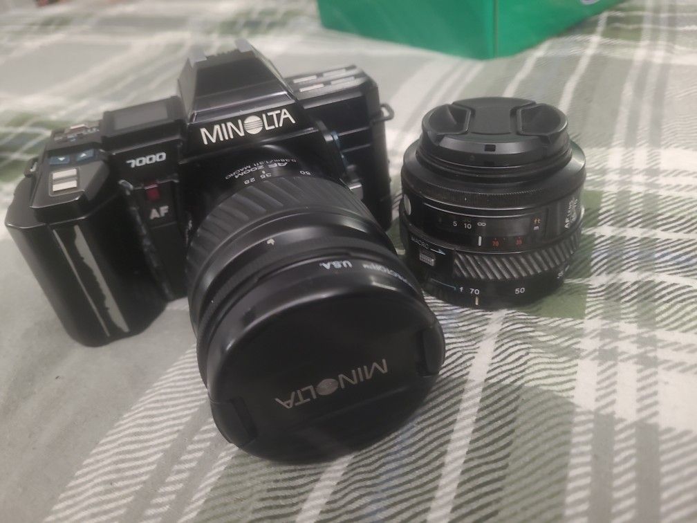 Minolta 7000 Film Camera