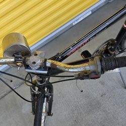 Trek 7200 Multitrack Bike