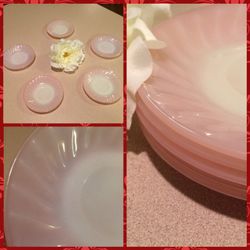 5 Beautiful pastel pink/white platesπ·