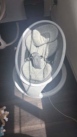 2 Baby swings