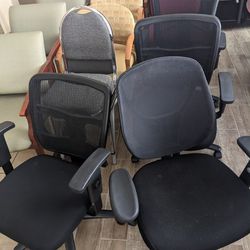 Used Office Rolling Chairs In East Palmdale 