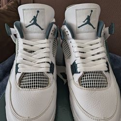 Jordan 4 Oxide Green Size 12 (NO TRADES)