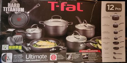 T-Fal 12 piece pots and pans set