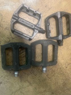 Bmx peddle all for $5