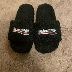 Black balenciagas slides