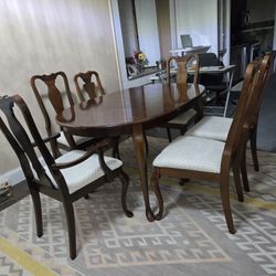 Dining Table And 4 Chairs