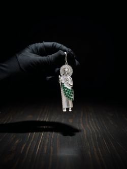 Pendants 