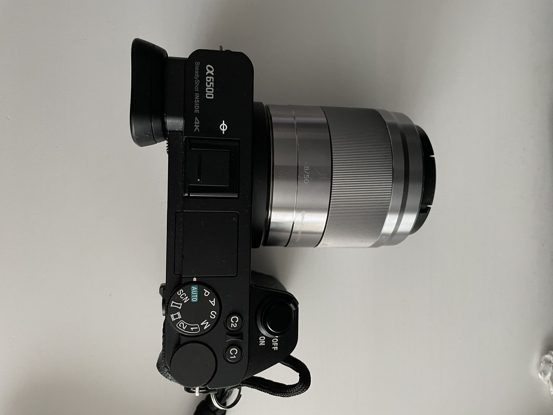 Sony A6500 Camera w/ Lense & Bag 