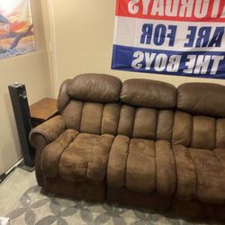 Dual Reclining Couch And Reclining Chair