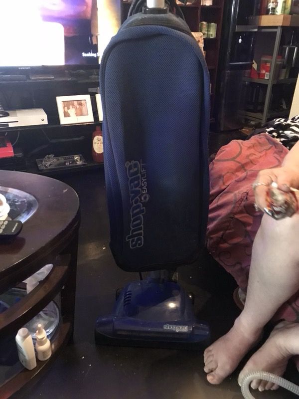 Shop vac easy lift